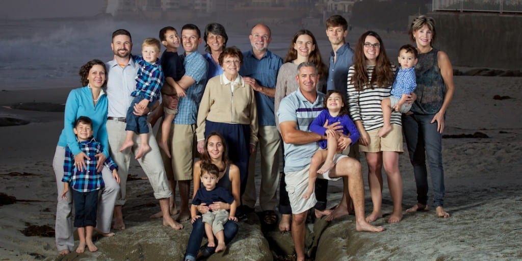 Tulsa Portrait Photography by Resolusean - family on beach