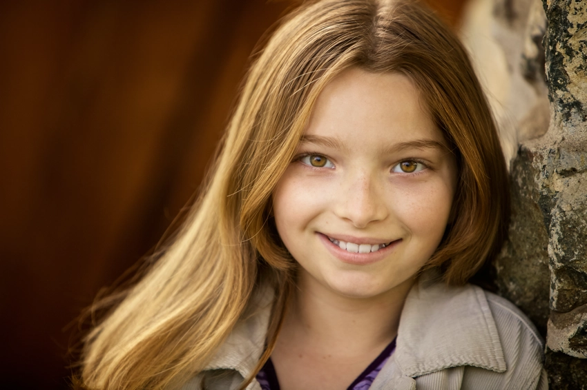 Teen girl outdoor portrait with natural light